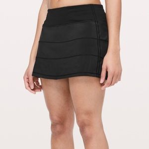 Lululemon Black Pace Rival Skirt Size 6